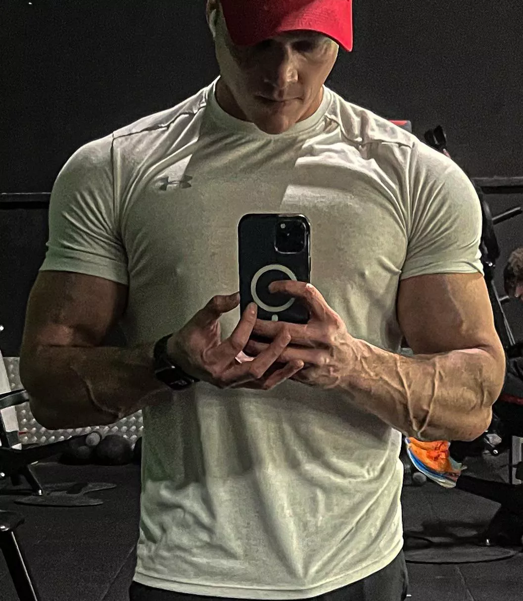 Post workout veins popping