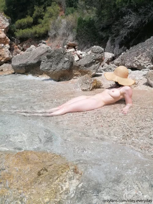 Sunbathing naked is my favourite thing to do