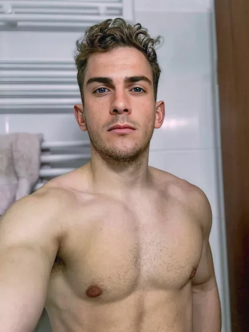 Think I’ll go for a walk and get a coffee idk🤷♂️