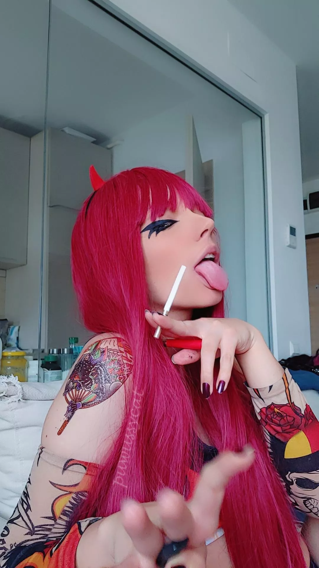 wanna exchange smoke?