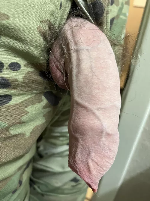 Wanna stare at my military cock? 🇺🇸