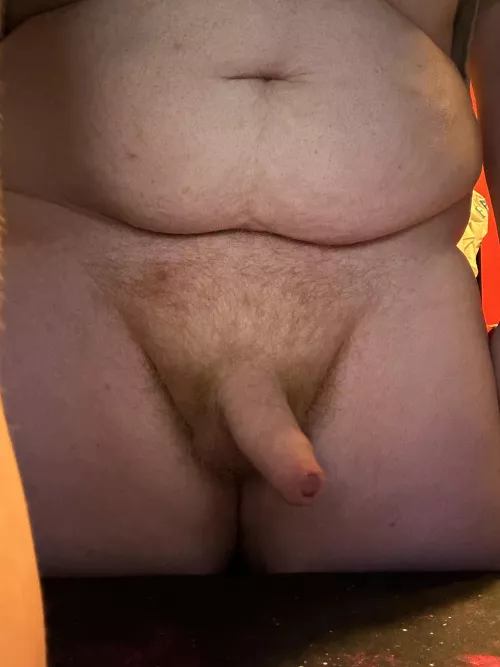Who wants to watch me cum