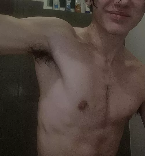 You’re pussy if you shave your armpits bro, 22 yo bi