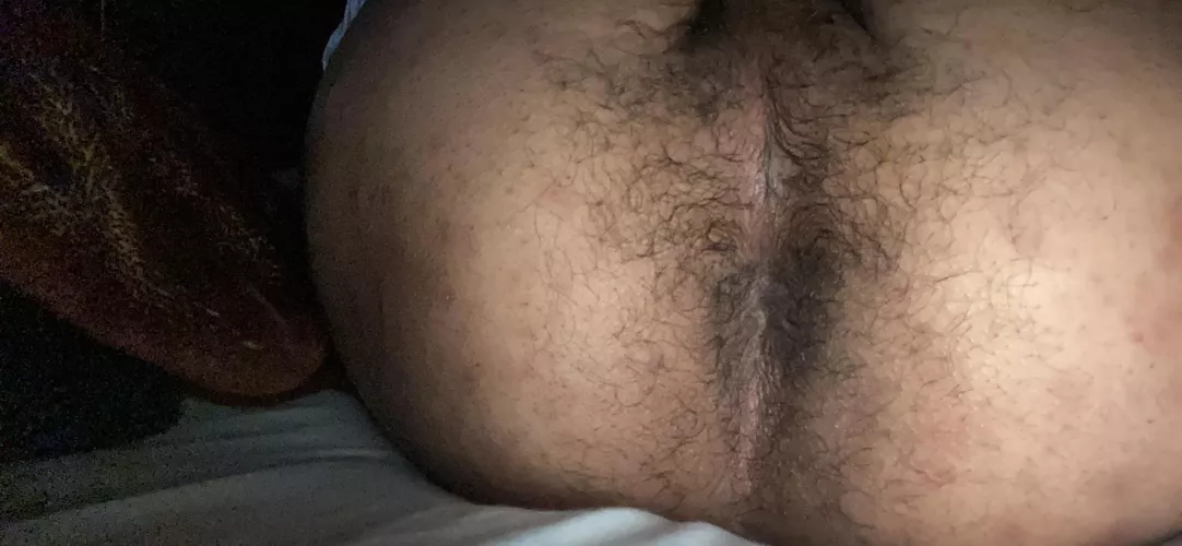 [19] this tight virgin hole needs some dick