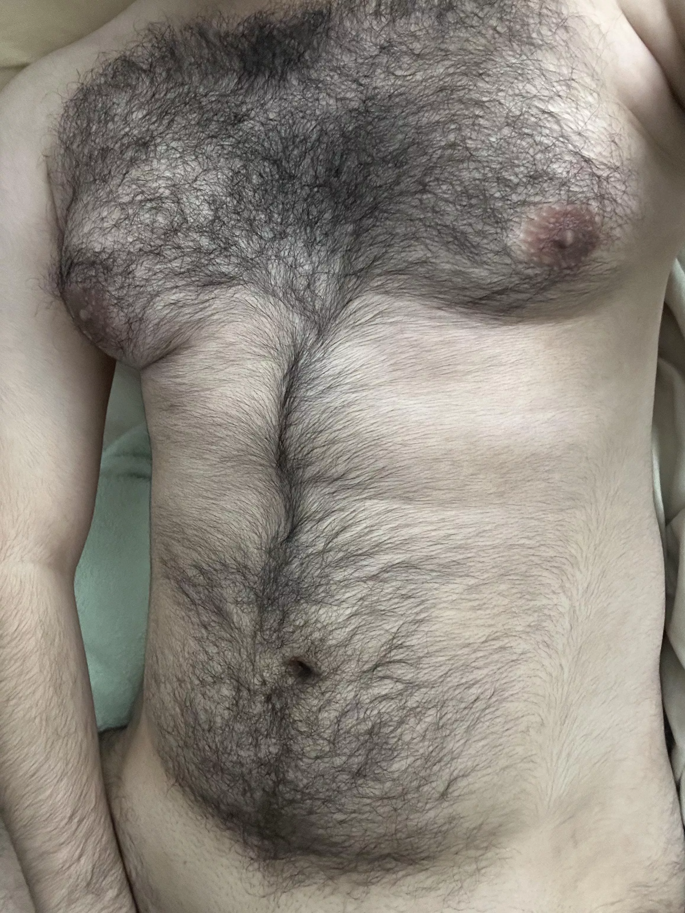 28 so horny sc @ gayhairyvers