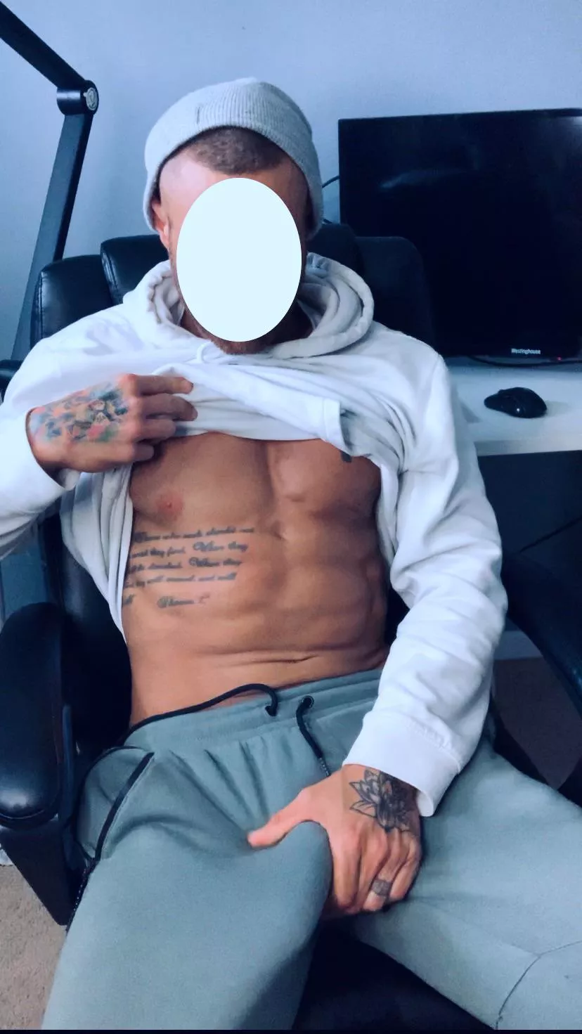 (38) Where do your eyes go first?