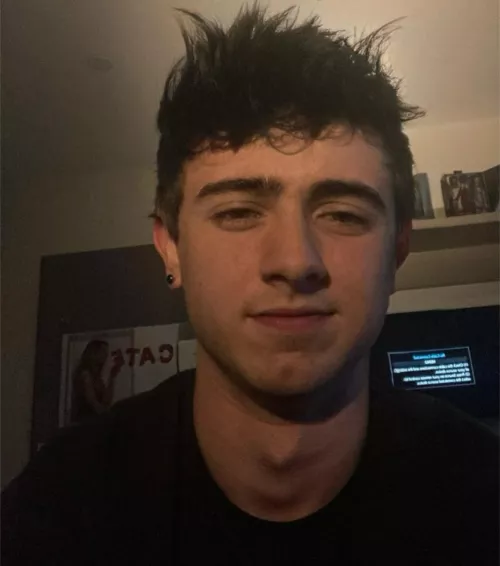 A pic that I felt confident in, sharing it here too 😎