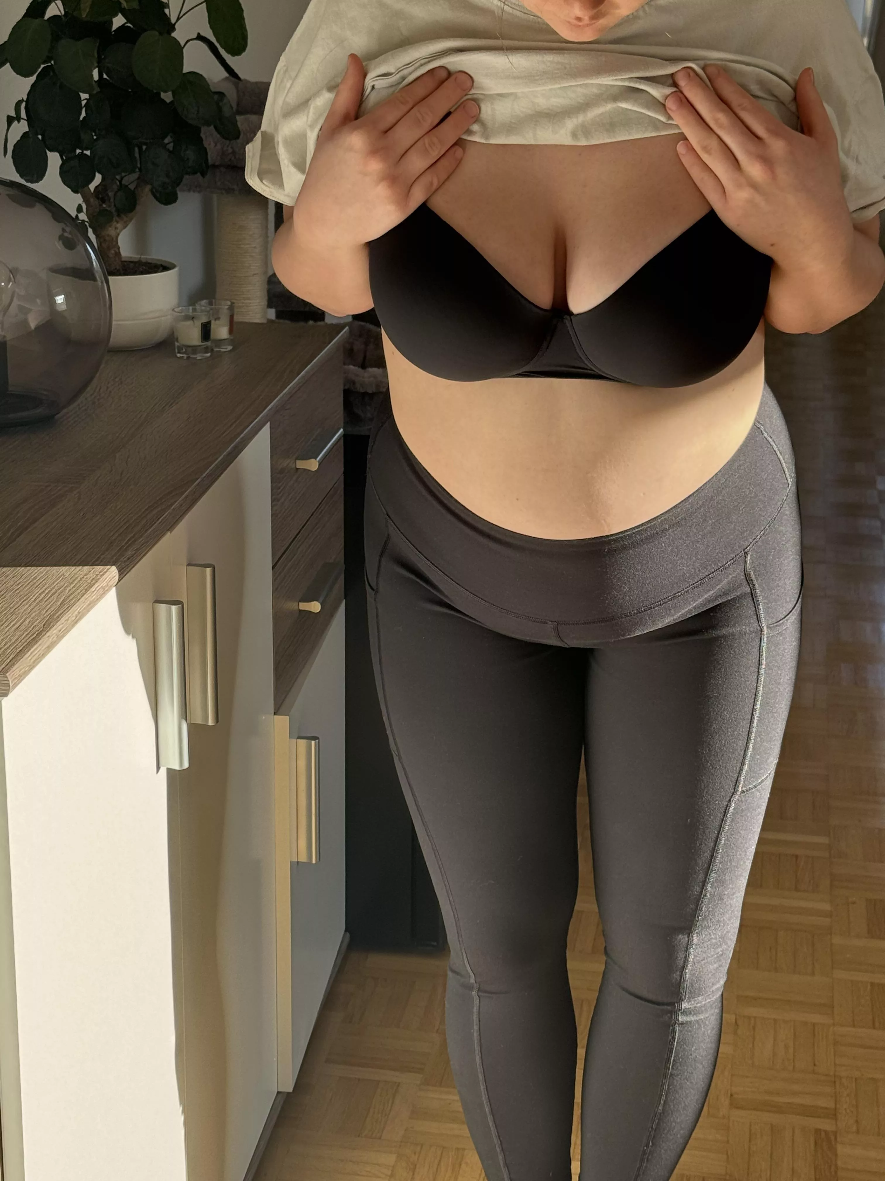 After gym 🤰 such a beautiful day 😘