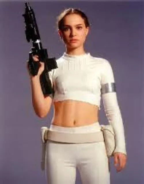 Can anyone send me their best Padme images to jerk off to? (Unknown)