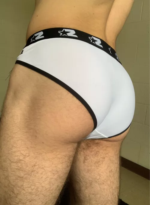 college athlete checking in 