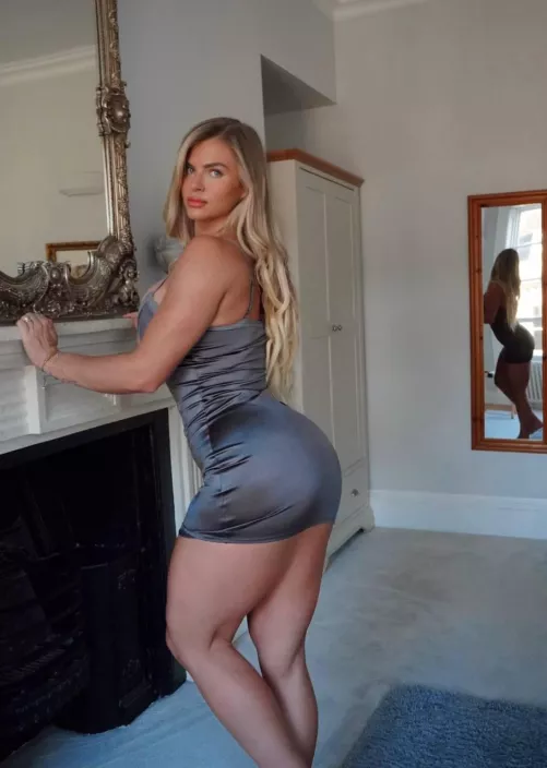 Desperate for a face to sit on