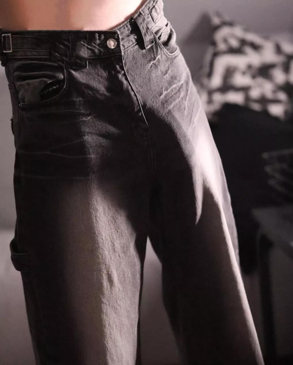 Even through the jeans I can't hide it🫣