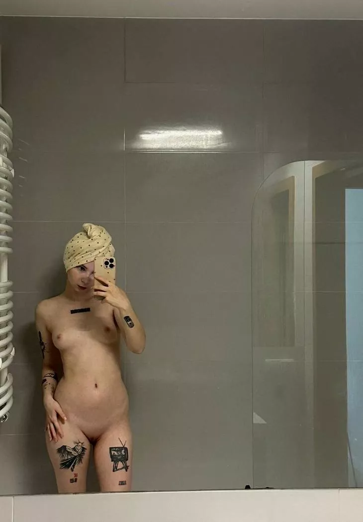 I am fresh out of shower and ready to be stretched properly