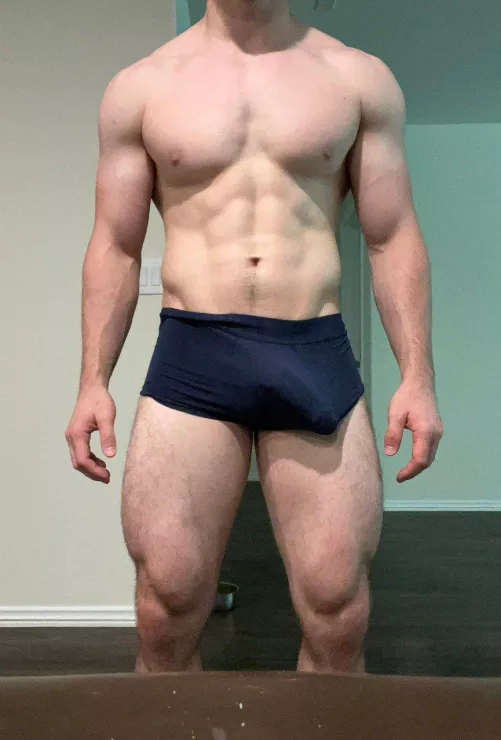 i cant hide it any help ?