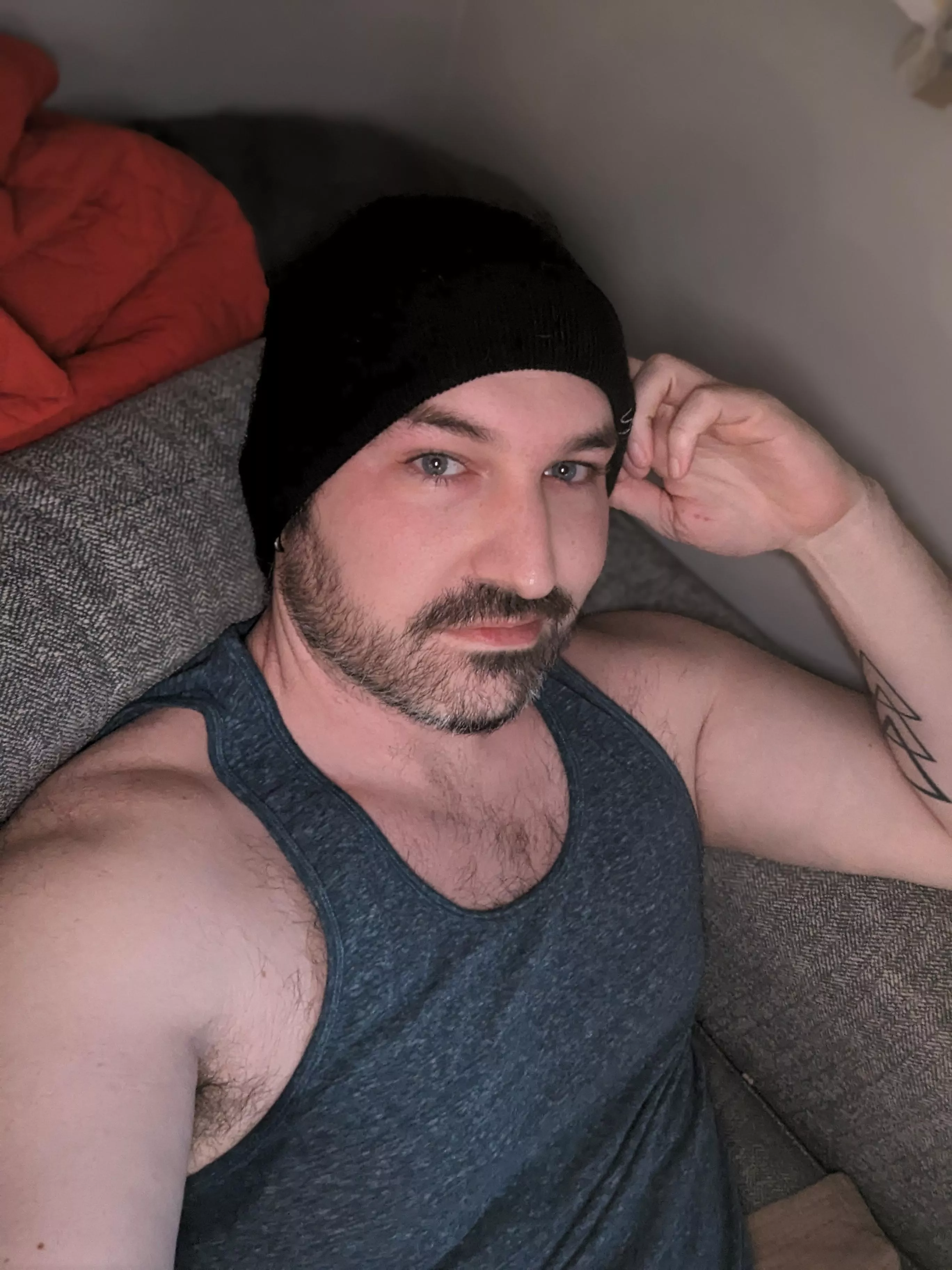 I didn't realize it was a long weekend in Canada! Happy long weekend fellow bros! Can I go back to bed now? 🥺 I didn't realize it was a long weekend in Canada! Happy long weekend fellow bros! Can I go back to bed now? 🥺