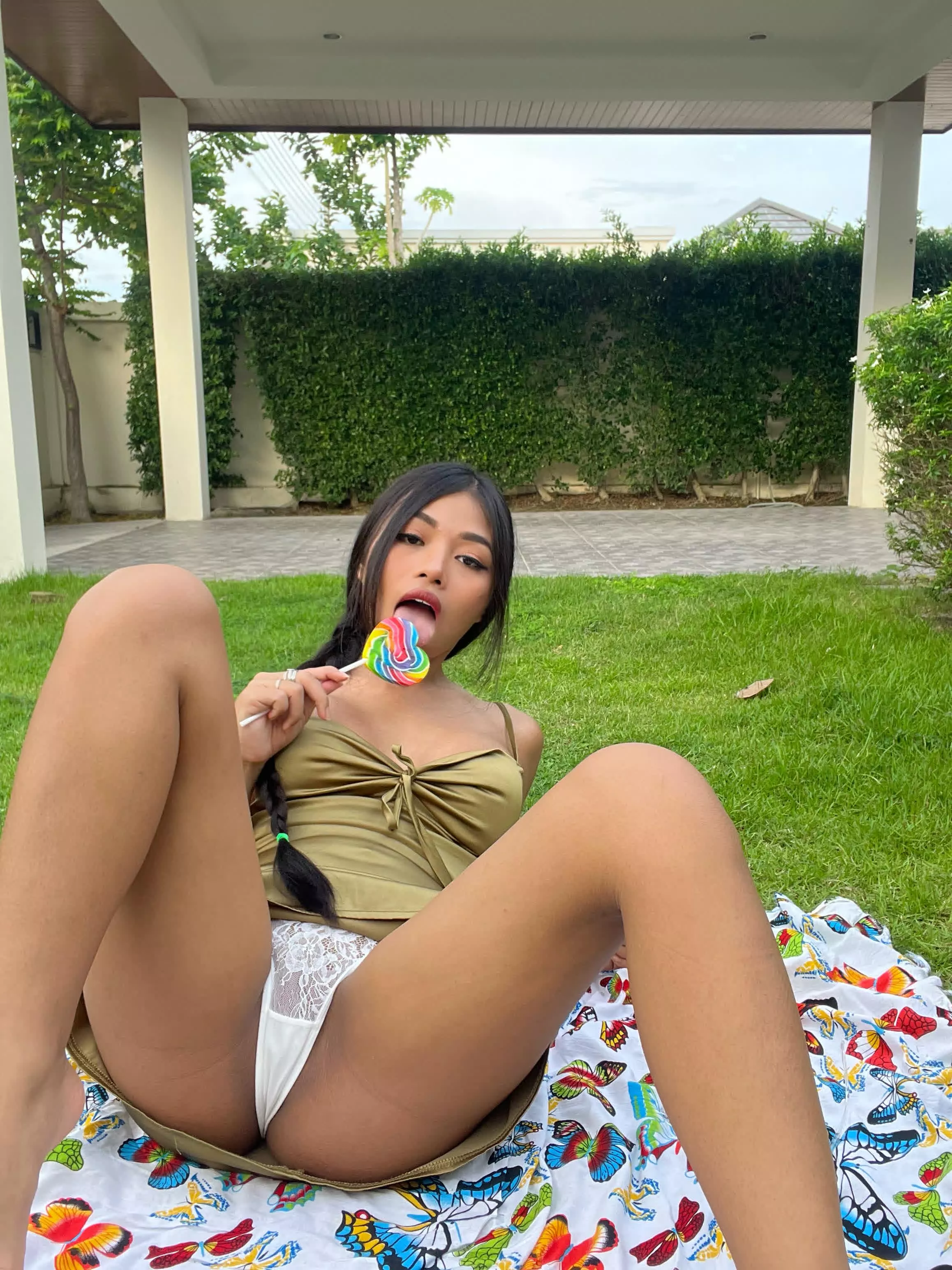 I heard you like sweet treats.. Do you want to come have a taste?