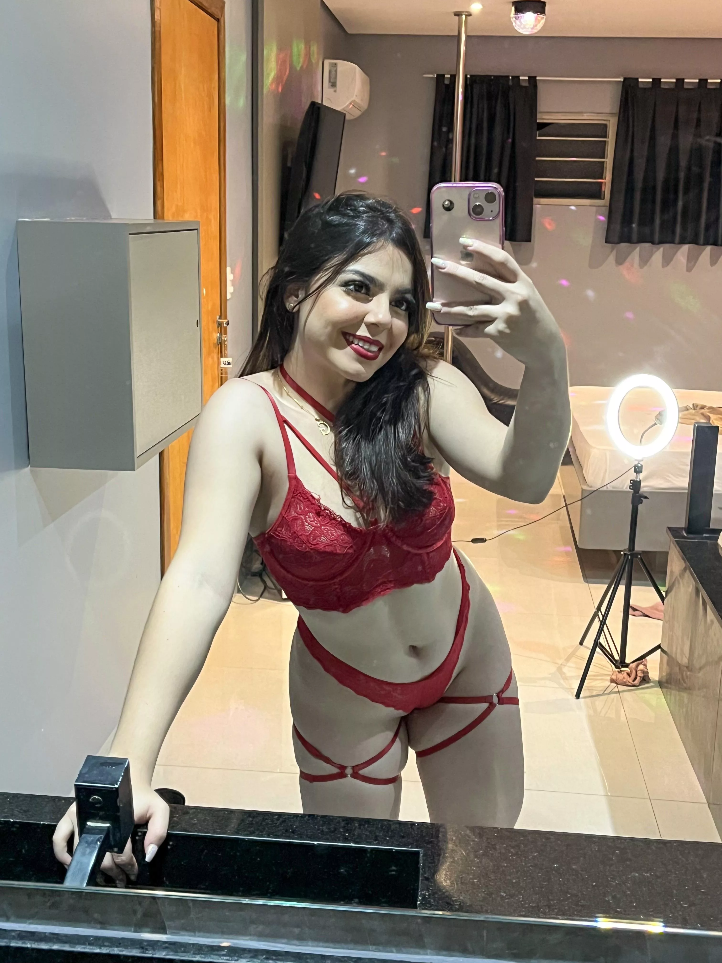 i know i lack boobs but the rest is fine right?