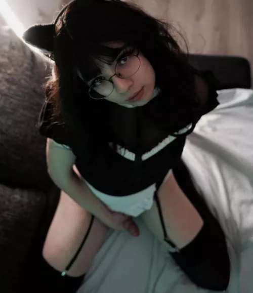 i know you prefer girls who have dicks