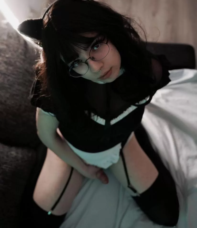 i know you prefer girls who have dicks