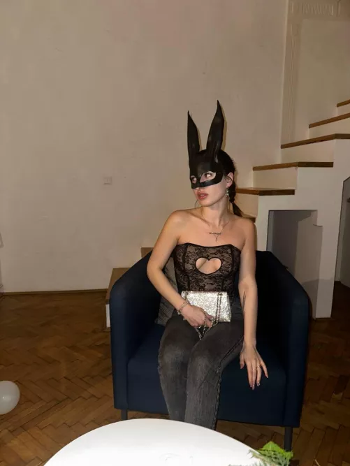 Keep my heart in your hand!