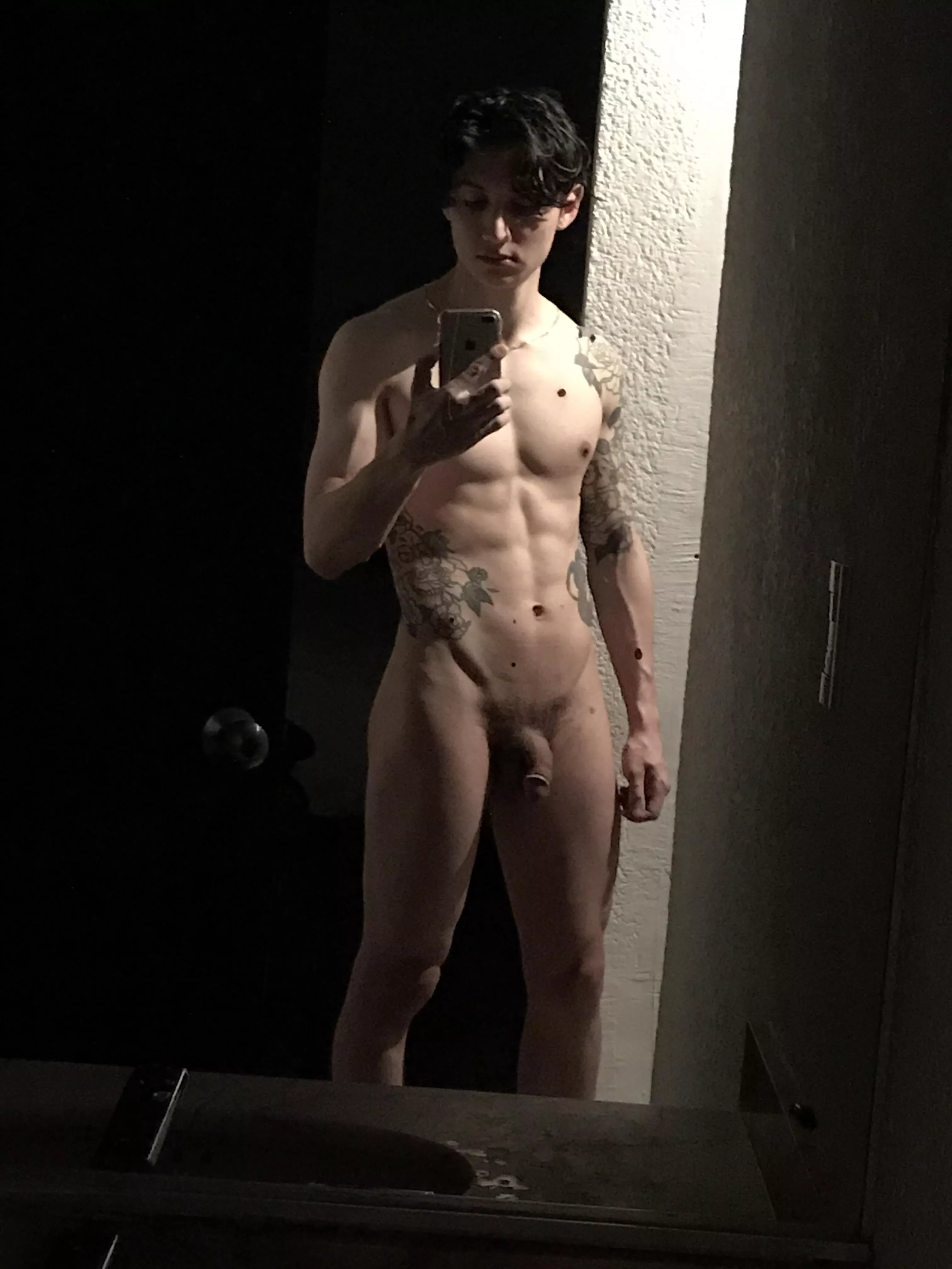 M29 5’10 69kg used to be super skinny