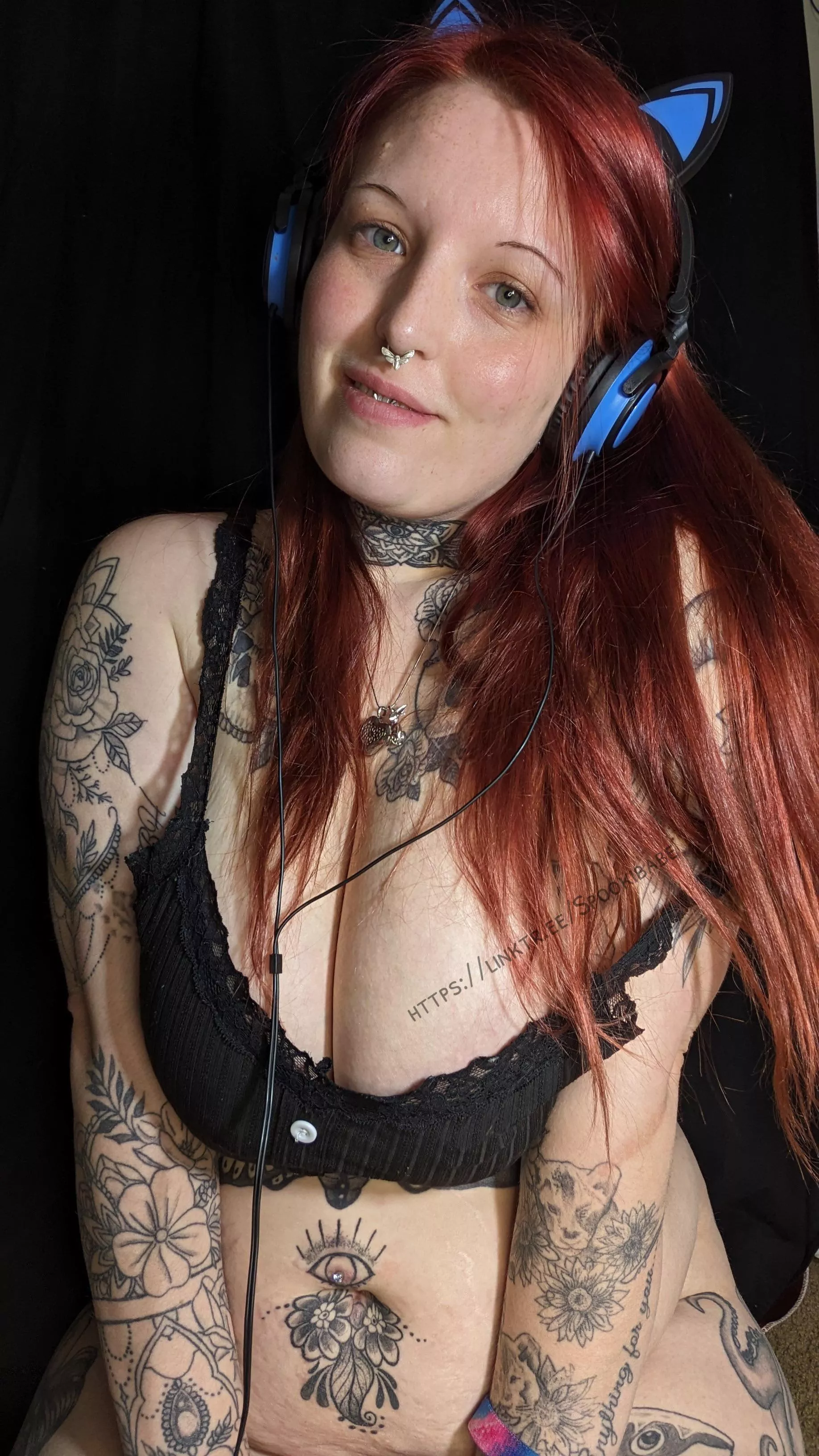 Meow 🐱 Sundays are for sinning and baby I’m ready to play🥵