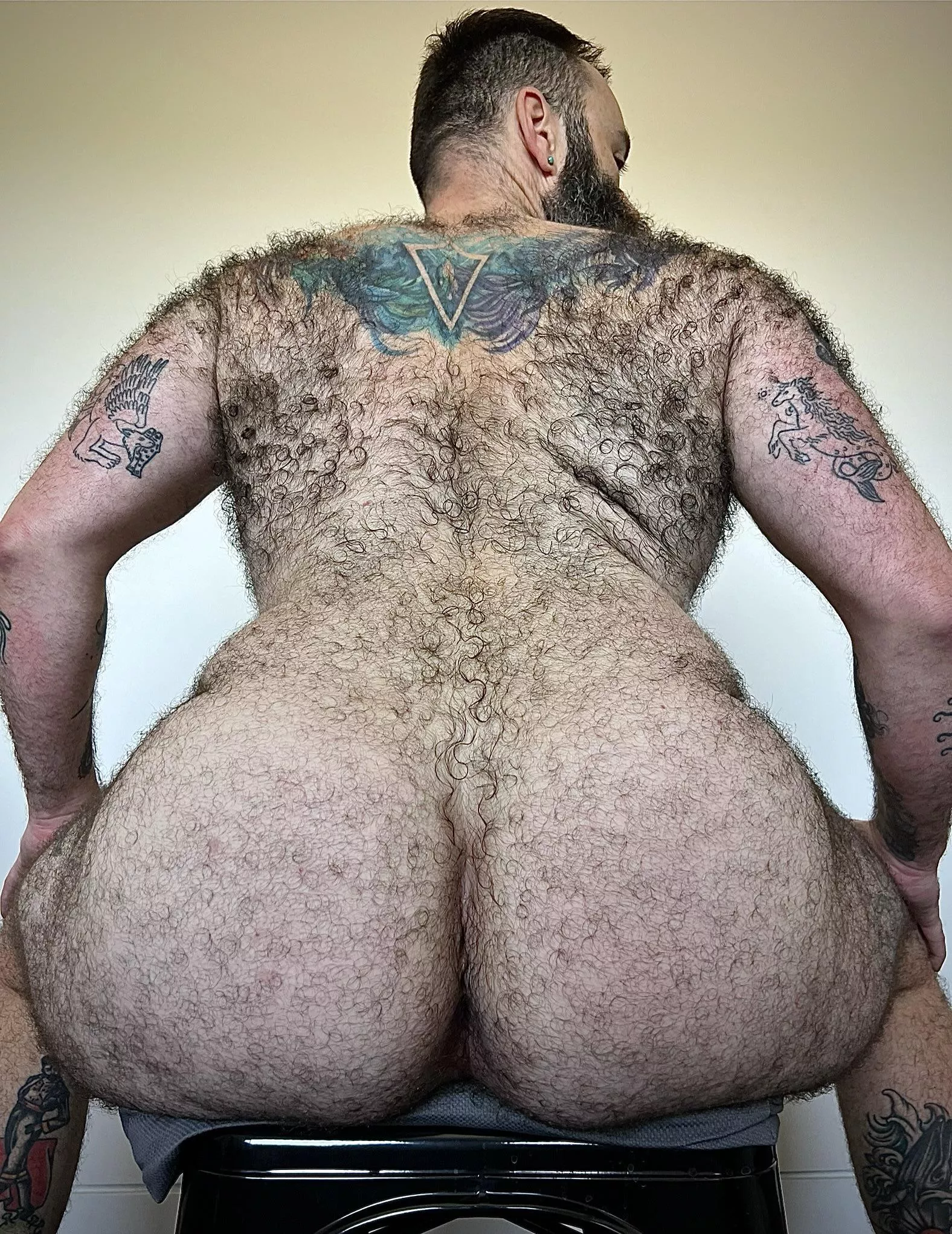 My [43] hairy back & butt