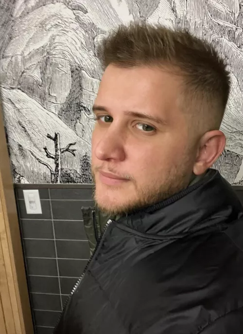 My Aussie skin can’t handle these American winters 🥶