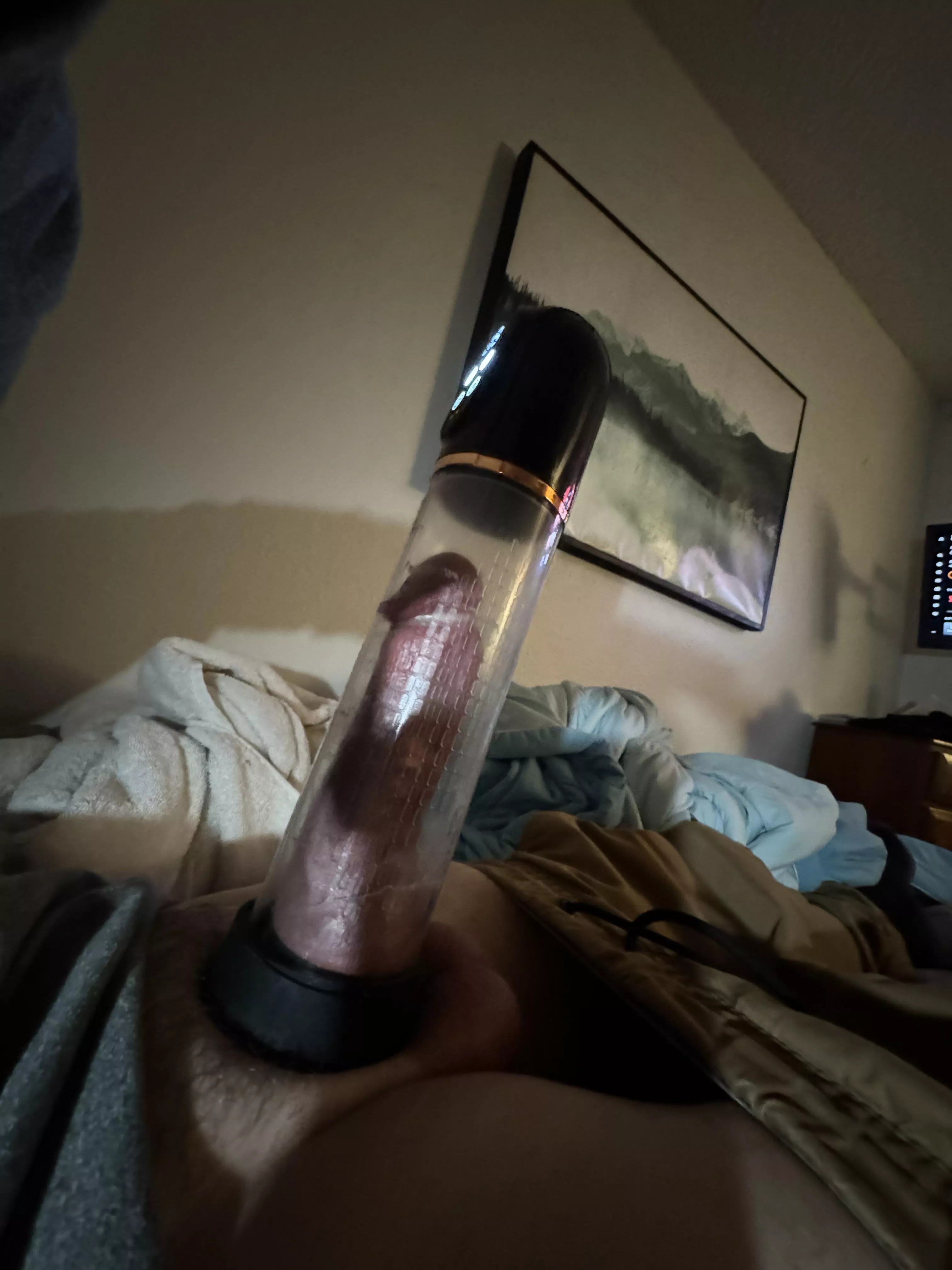 New here, been pumping a week, and I’m hooked, here’s me starting a 3x20min sesh. I’ll just say I’m already loving my results!!🍆🤤