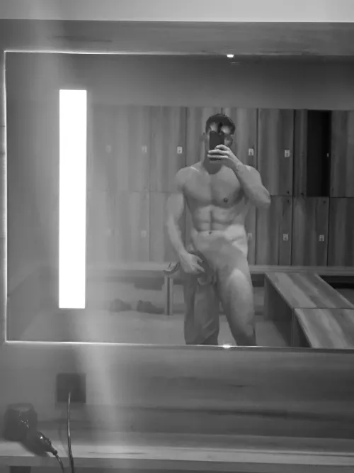 Should I drop that towel? (M)