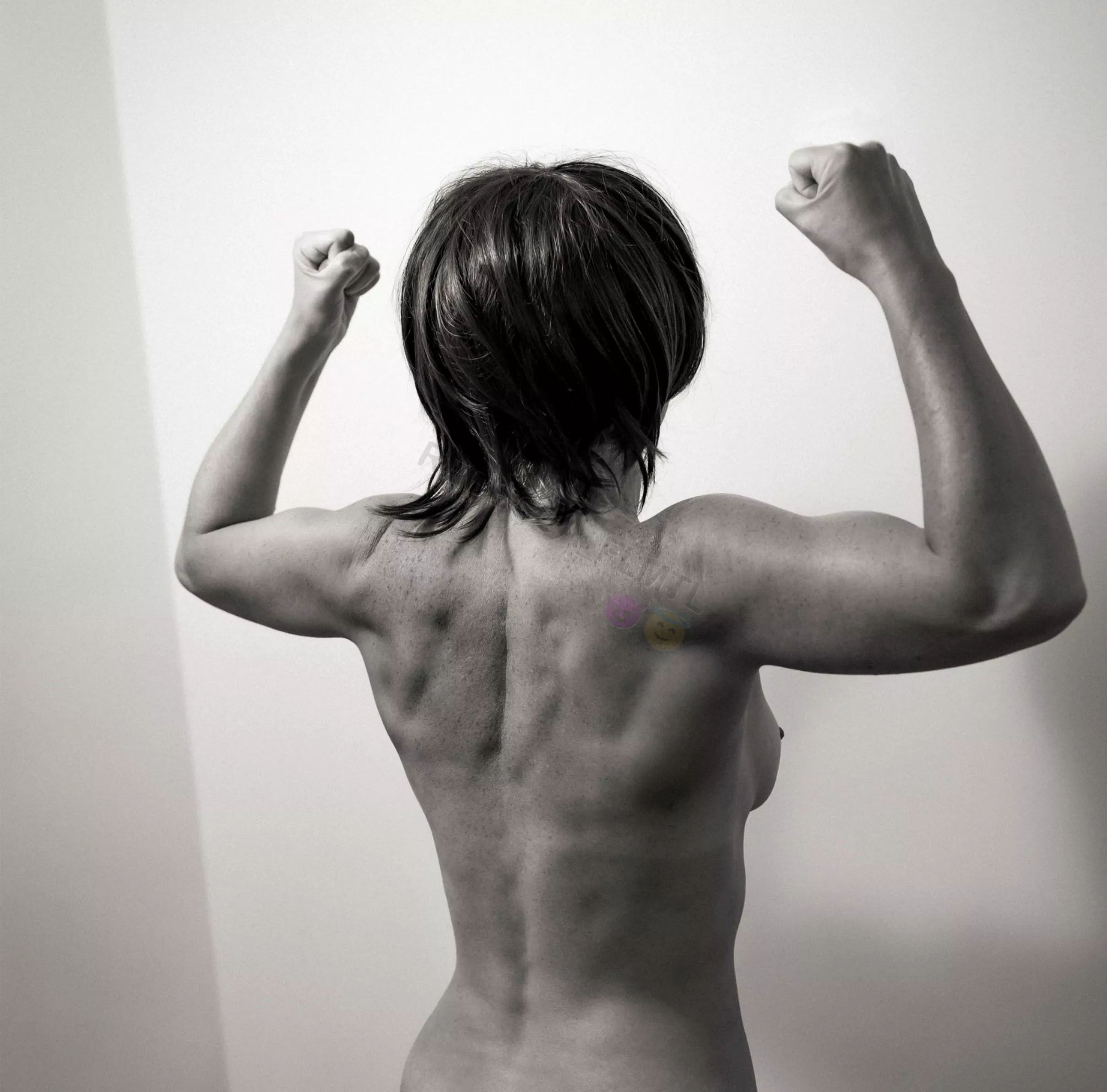Showing my back definition [F]