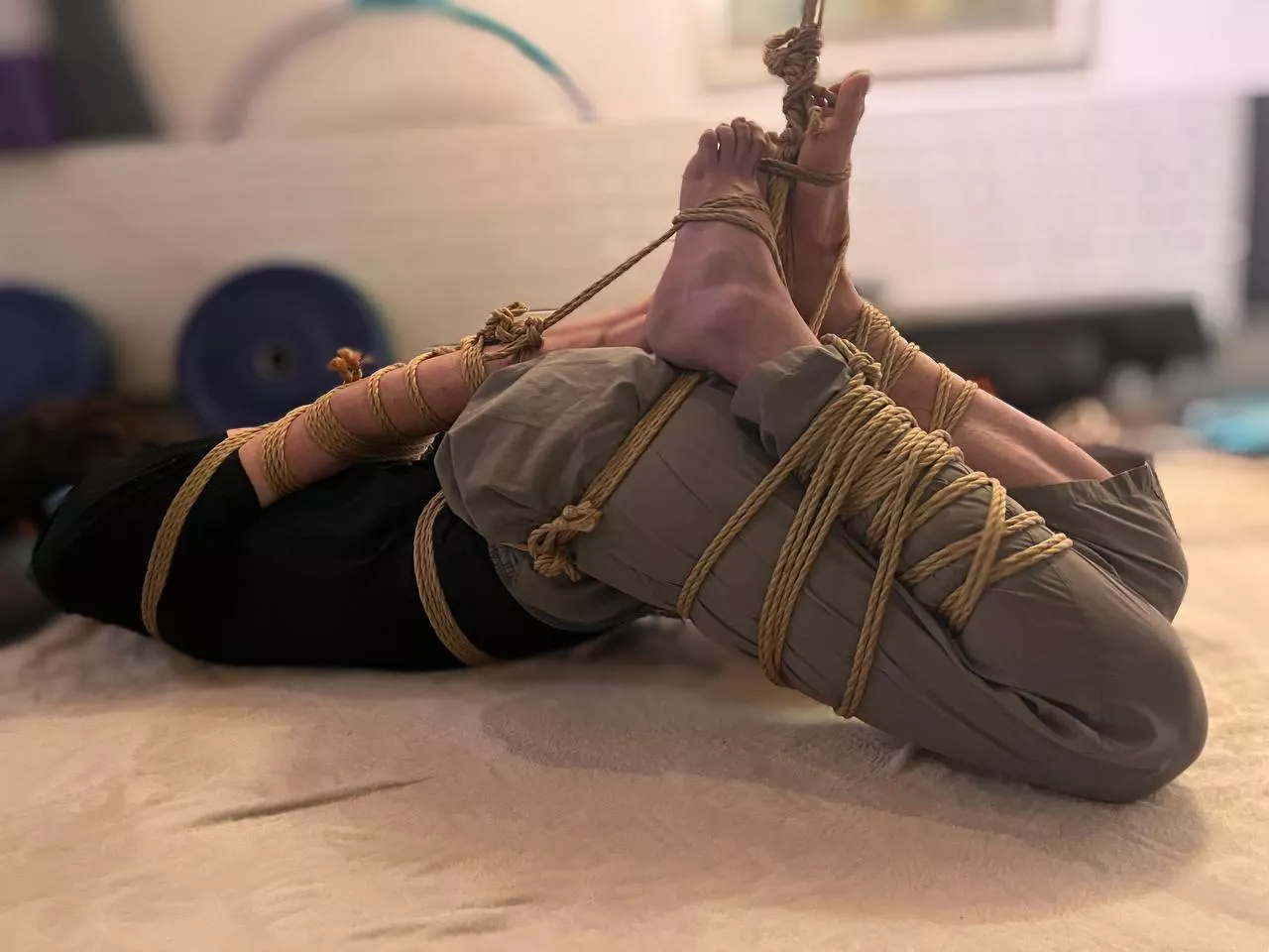 Strappado on the floor