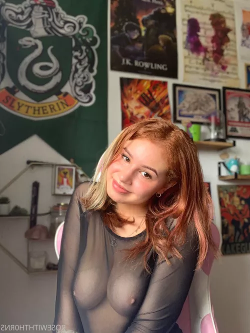 Team Slytherin all the way... my eyes are up here