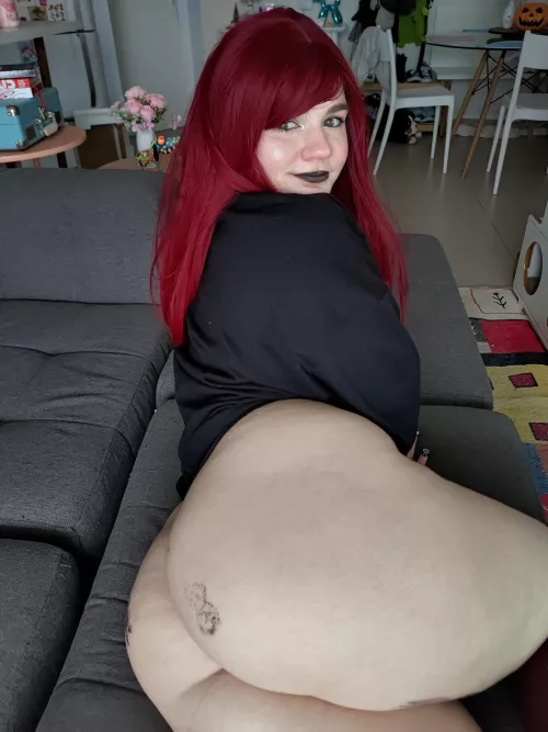 That's Goth ass for ya (F)