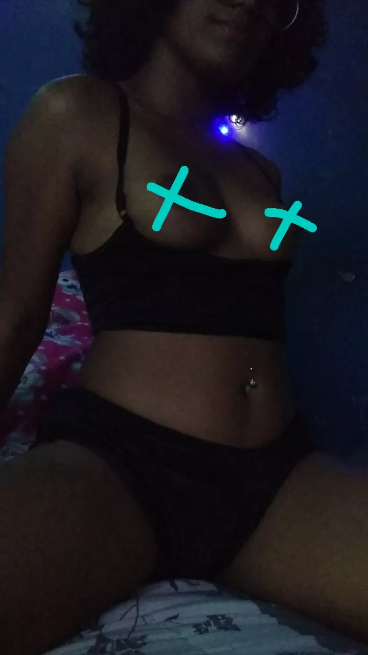 wanna have a slumber party with me? :3