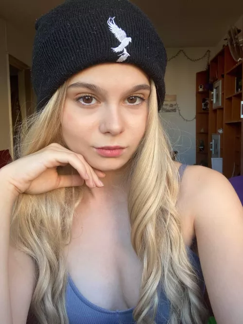 Wanna taste my pussy?