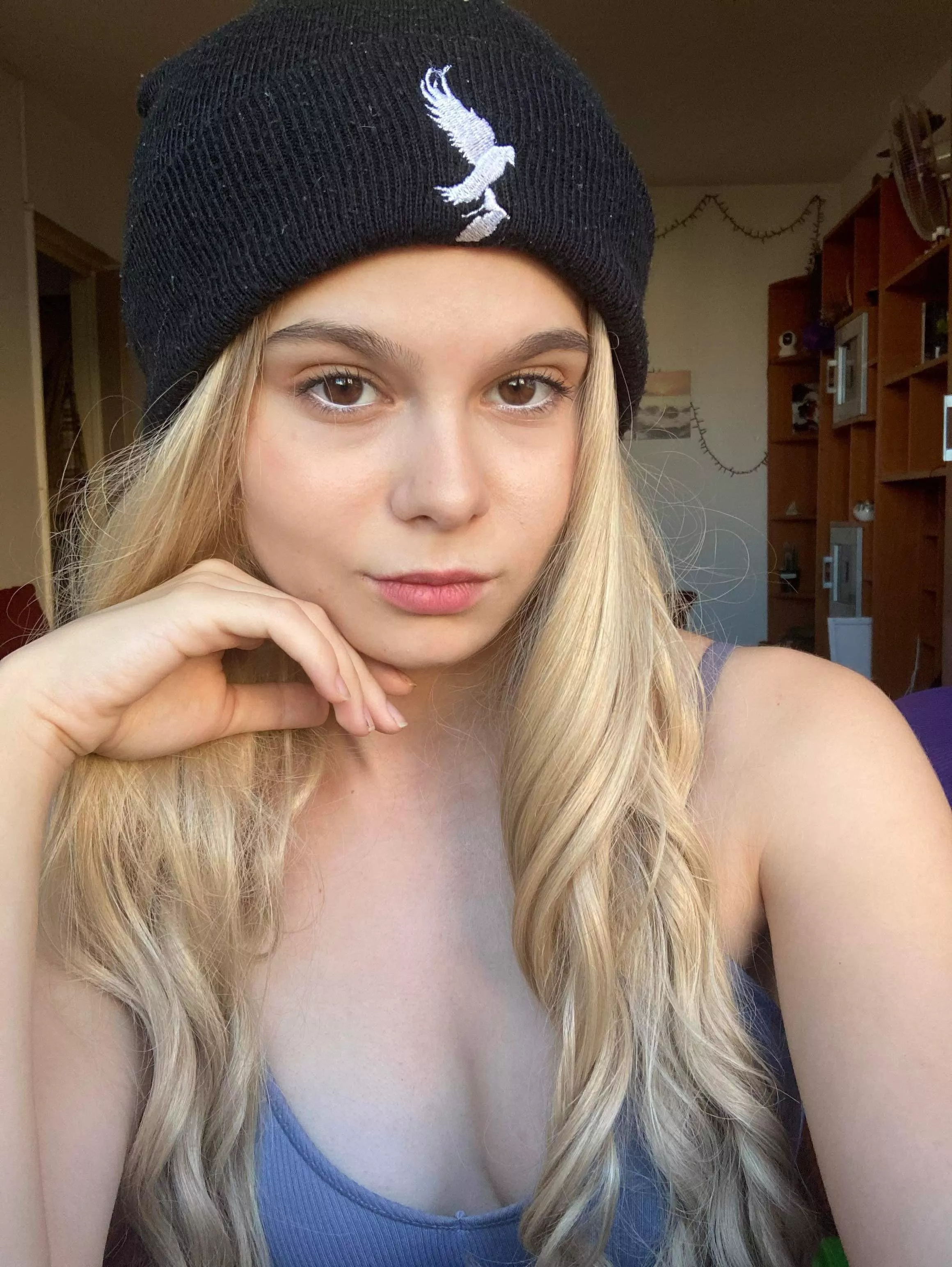 Wanna taste my pussy?