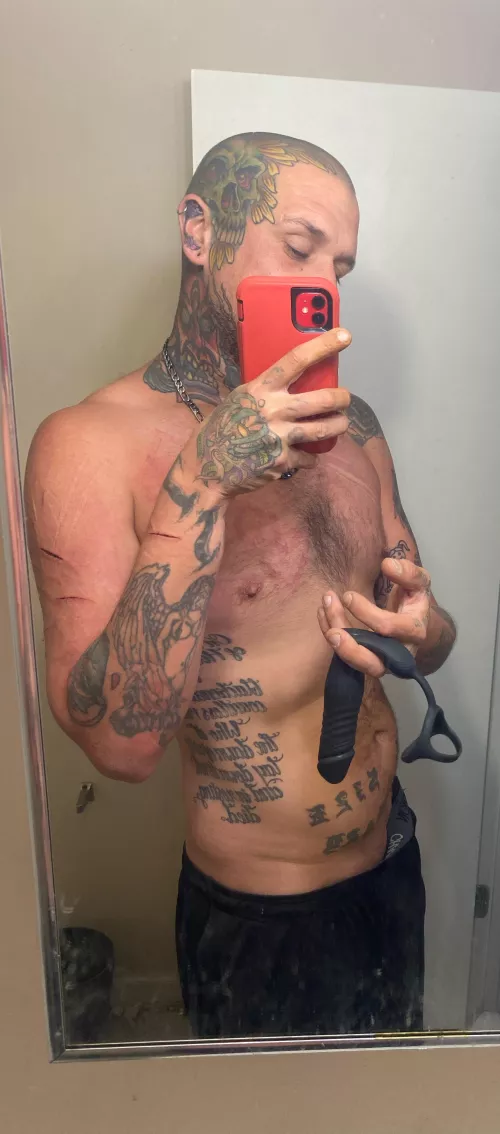 Wanted to share my new toy without embarrassing myself. 