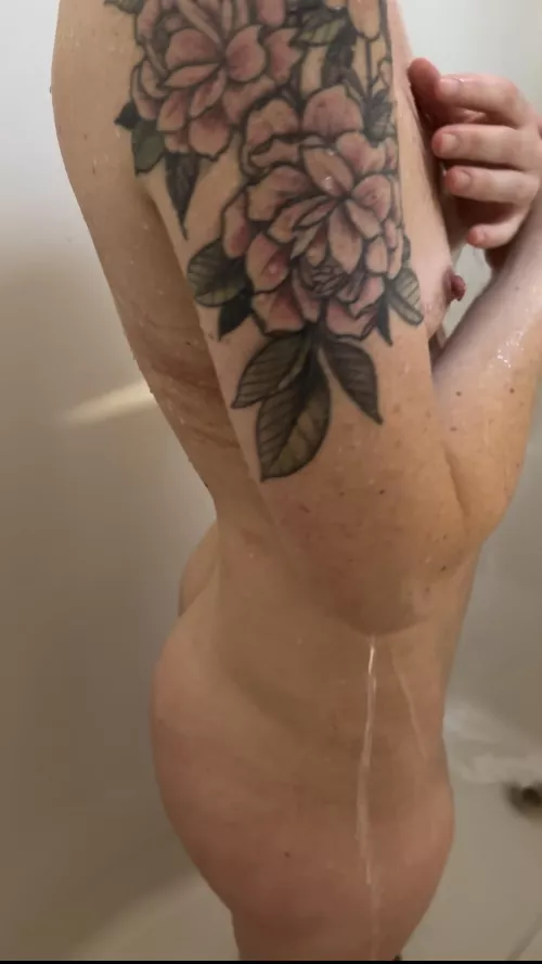 Washing my pointy nips :)