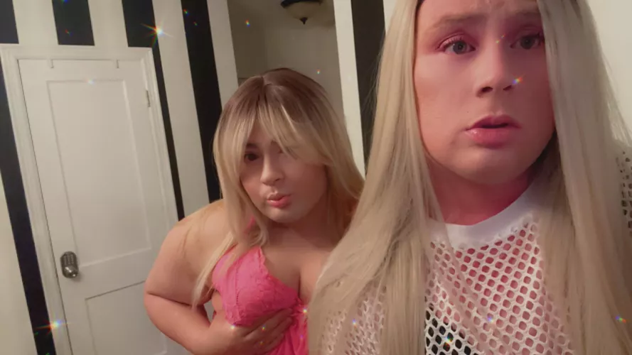 We Iowa girls are cute huh?