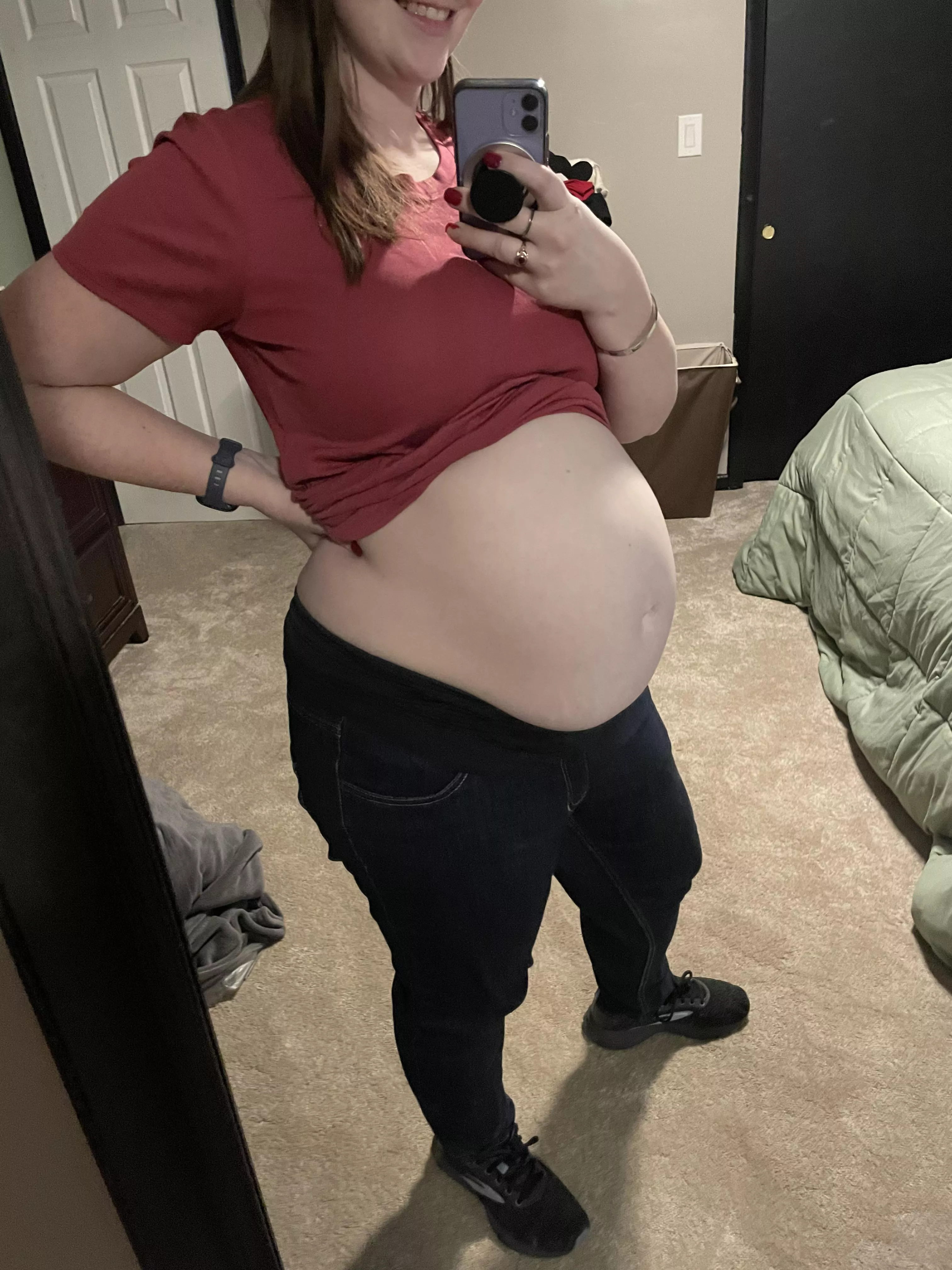 What 24 weeks pregnant with twins looks like!