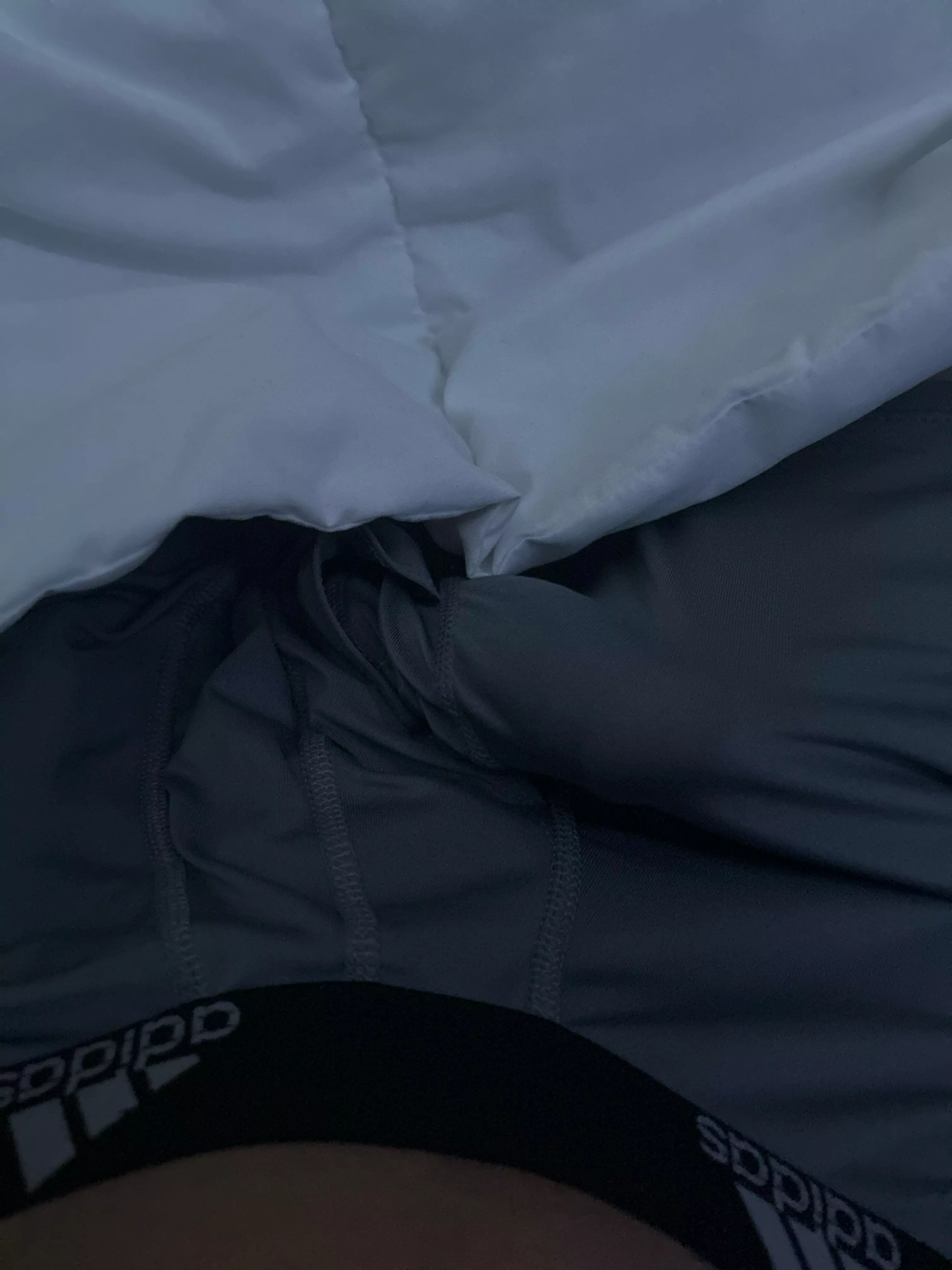 Who’s up rn that wants to jerk m18 🤫