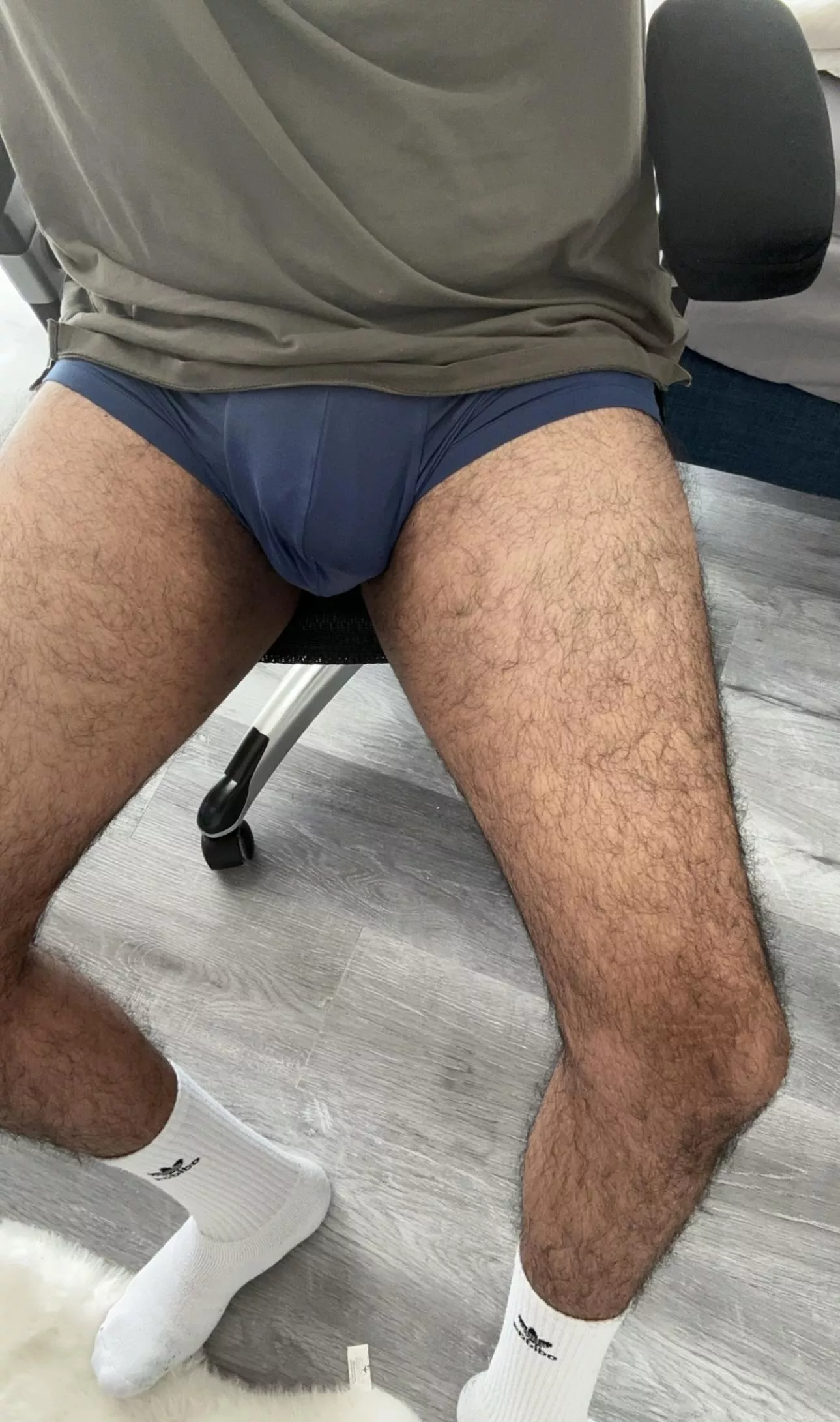 27 Hung NJ bro for jerk buddy snap:markol0096 older+ hung+ asian+