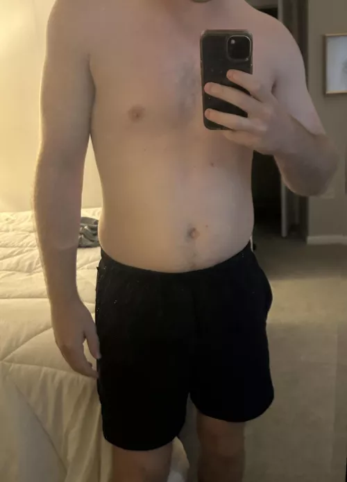 30 Bi Curious. Top verse. Anyone wanna edge? Fem bottoms welcome to. Dm for snap