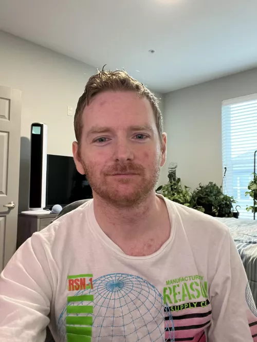 32 - Happy Sunday! Off to the job hunt on Monday. ๐