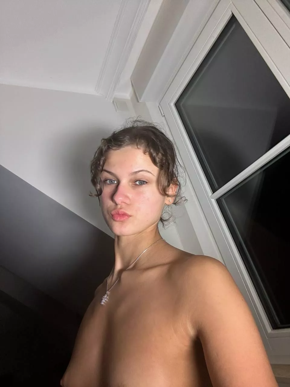 all friends of my dad wanna fuck me 🥺