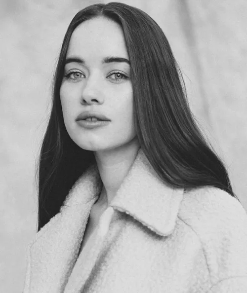 Anna Popplewell