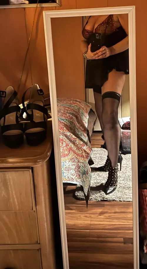 Can this 60 year old make you hard??