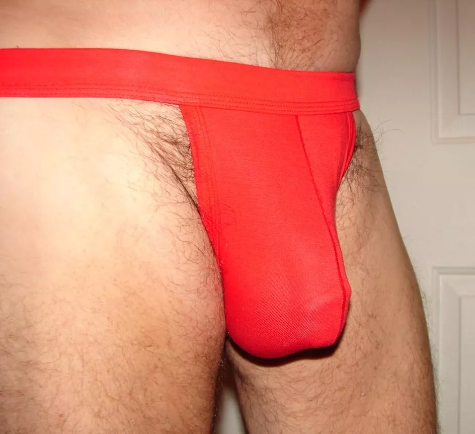 Can't hide that circumcised head.