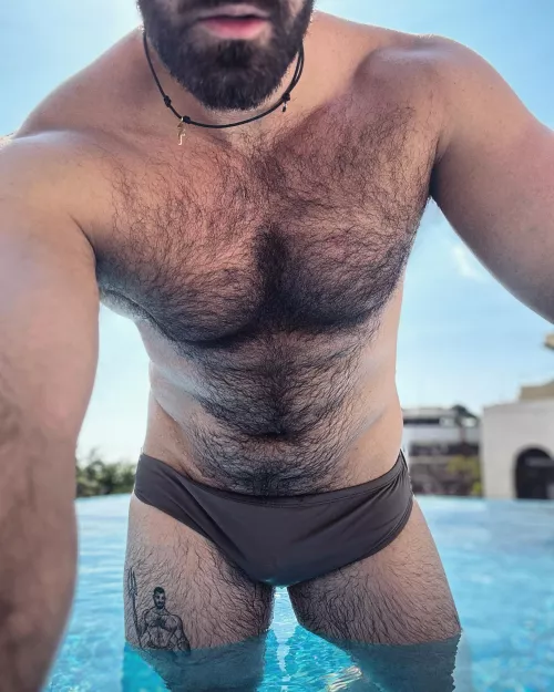 Come on in the waters fine 😈